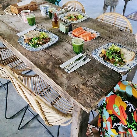 Lambo Homestay Waikabubak Ngoại thất bức ảnh