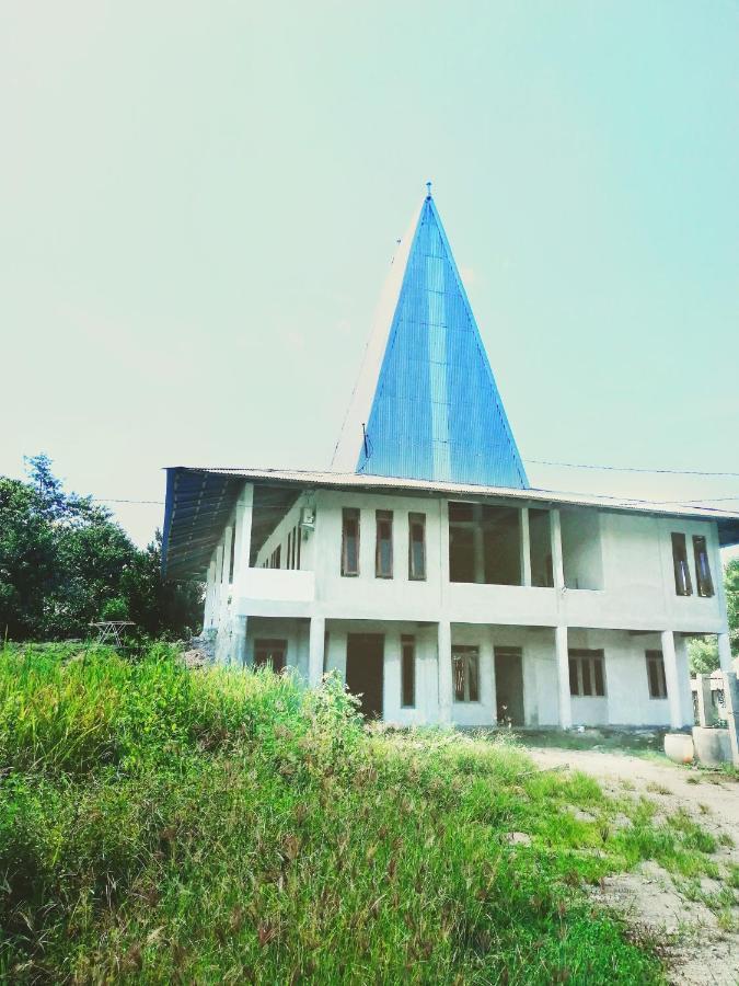 Lambo Homestay Waikabubak Ngoại thất bức ảnh